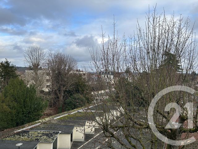 Appartement à louer - 3 pièces - 78.03 m2 - FONTAINEBLEAU - 77 - ILE-DE-FRANCE - Century 21 Agence Babut