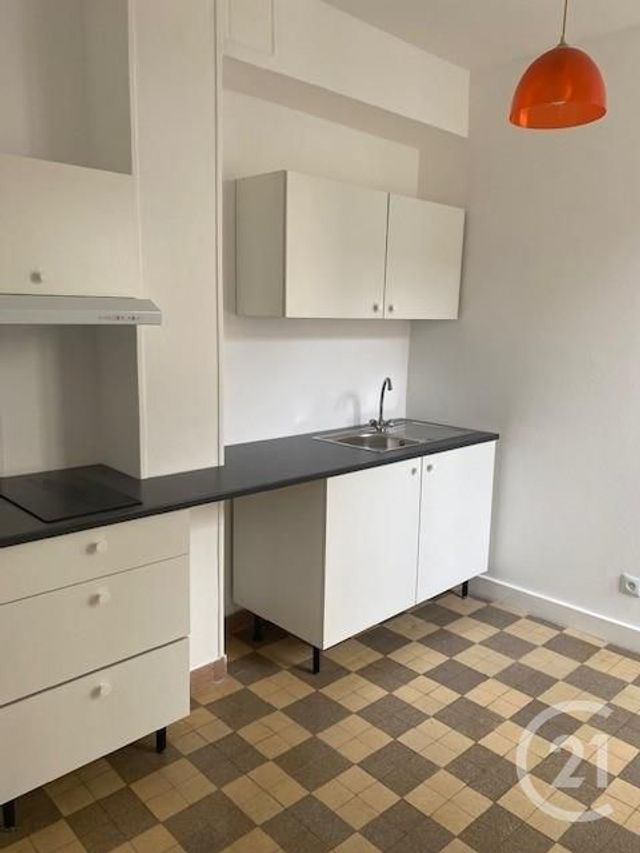 Appartement Studio à louer MELUN