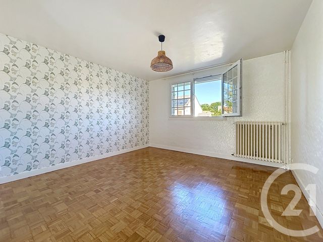maison à louer - 6 pièces - 121.45 m2 - AVON - 77 - ILE-DE-FRANCE - Century 21 Agence Babut