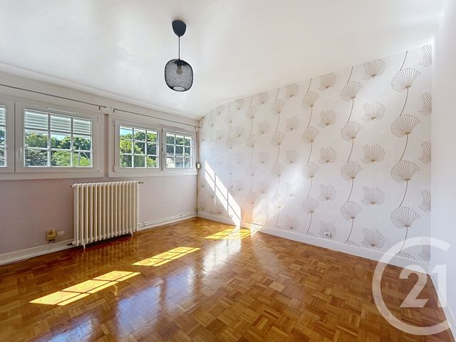 maison à louer - 6 pièces - 121.45 m2 - AVON - 77 - ILE-DE-FRANCE - Century 21 Agence Babut