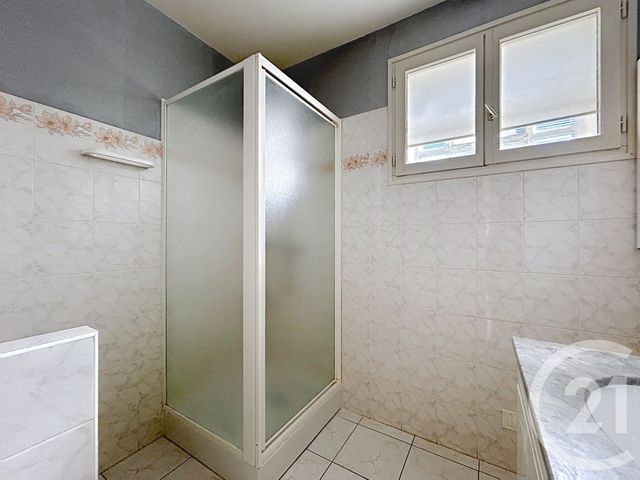 maison à louer - 6 pièces - 121.45 m2 - AVON - 77 - ILE-DE-FRANCE - Century 21 Agence Babut