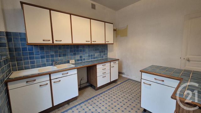 maison à louer - 9 pièces - 163.7 m2 - FONTAINEBLEAU - 77 - ILE-DE-FRANCE - Century 21 Agence Babut