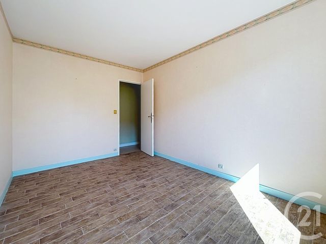 Appartement T3 à louer - 3 pièces - 63.53 m2 - AVON - 77 - ILE-DE-FRANCE - Century 21 Agence Babut