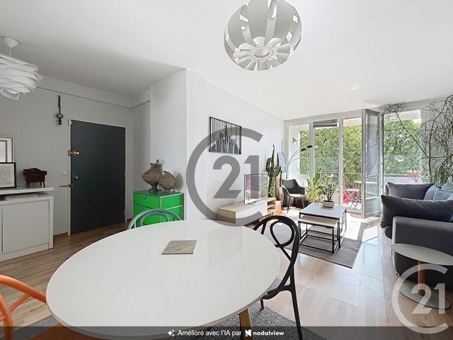 Appartement à vendre - 4 pièces - 76.97 m2 - FONTAINEBLEAU - 77 - ILE-DE-FRANCE - Century 21 Agence Babut