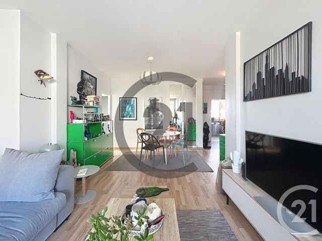 Appartement à vendre - 4 pièces - 76.97 m2 - FONTAINEBLEAU - 77 - ILE-DE-FRANCE - Century 21 Agence Babut