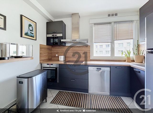 Appartement à vendre - 4 pièces - 76.97 m2 - FONTAINEBLEAU - 77 - ILE-DE-FRANCE - Century 21 Agence Babut