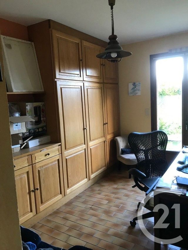 maison à louer - 10 pièces - 181.1 m2 - FROMONT - 77 - ILE-DE-FRANCE - Century 21 Agence Babut