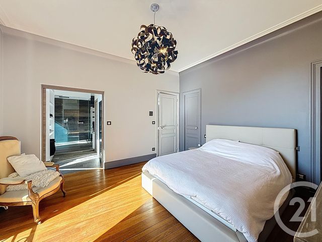 maison à vendre - 10 pièces - 274.0 m2 - FONTAINEBLEAU - 77 - ILE-DE-FRANCE - Century 21 Agence Babut