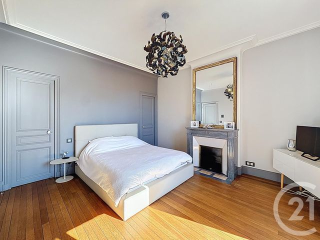 maison à vendre - 10 pièces - 274.0 m2 - FONTAINEBLEAU - 77 - ILE-DE-FRANCE - Century 21 Agence Babut