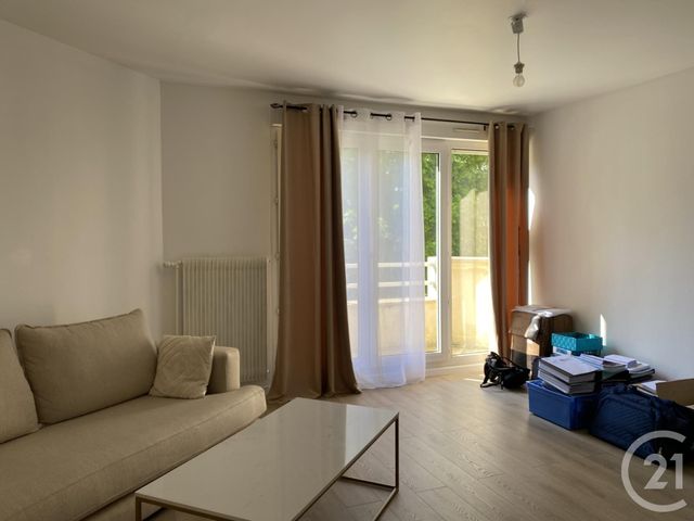 Appartement à louer - 2 pièces - 52.04 m2 - AVON - 77 - ILE-DE-FRANCE - Century 21 Agence Babut