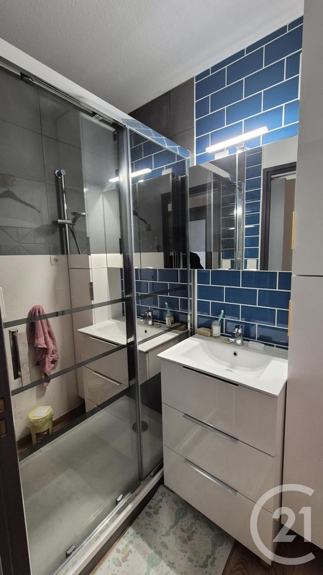 Appartement T2 à louer - 2 pièces - 41.97 m2 - AVON - 77 - ILE-DE-FRANCE - Century 21 Agence Babut