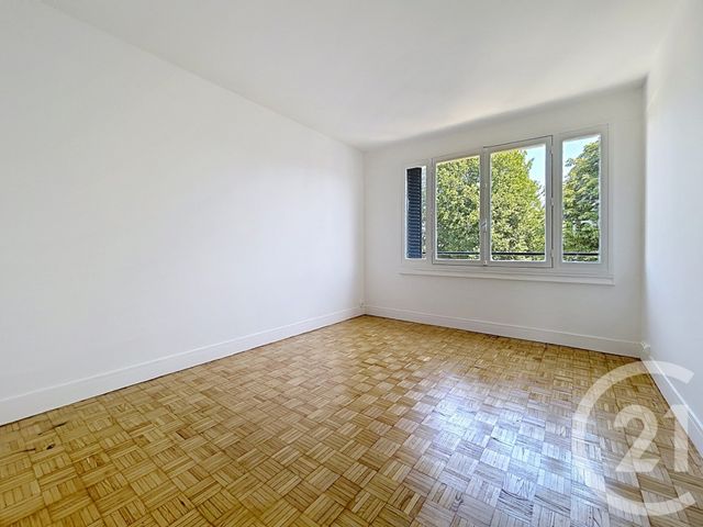 Appartement 3 pièces à louer - 3 pièces - 67.63 m2 - FONTAINEBLEAU - 77 - ILE-DE-FRANCE - Century 21 Agence Babut