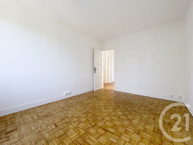 Appartement 3 pièces à louer - 3 pièces - 67.63 m2 - FONTAINEBLEAU - 77 - ILE-DE-FRANCE - Century 21 Agence Babut