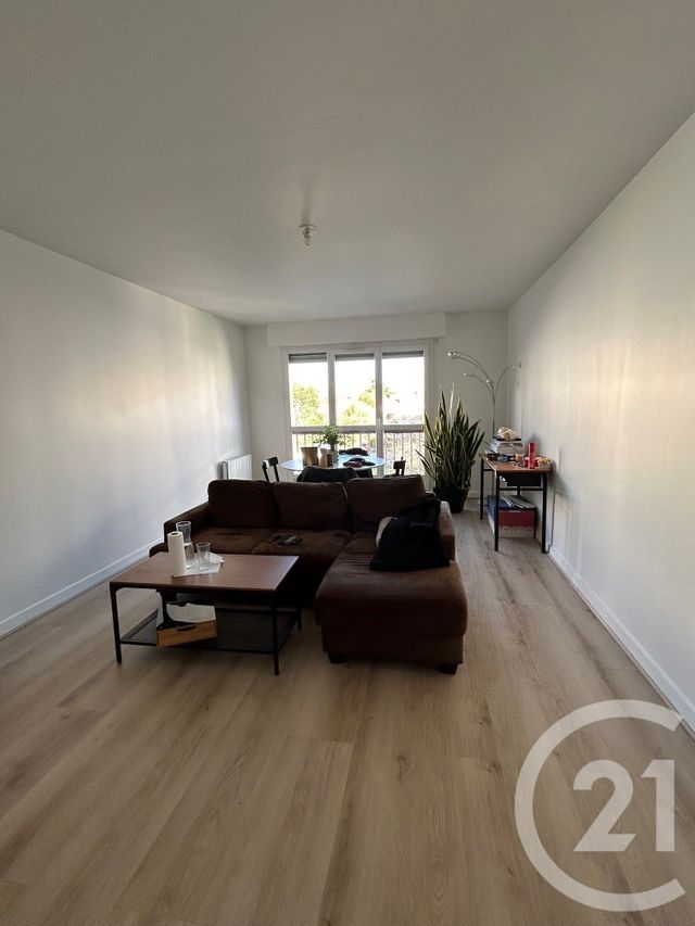 Appartement à louer - 2 pièces - 50.7 m2 - AVON - 77 - ILE-DE-FRANCE - Century 21 Agence Babut
