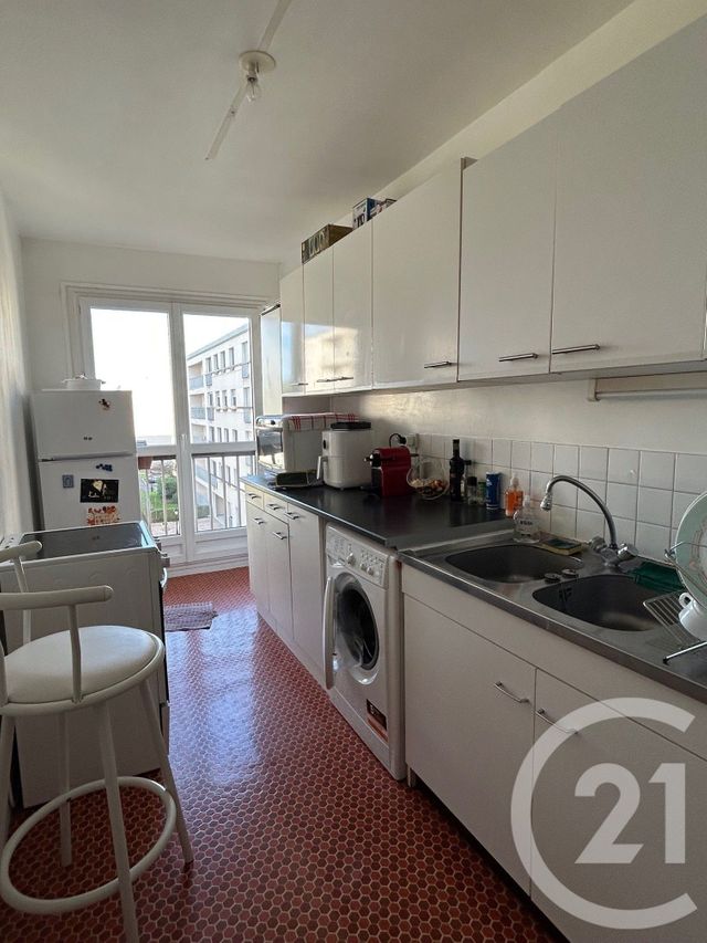 Appartement à louer - 2 pièces - 50.7 m2 - AVON - 77 - ILE-DE-FRANCE - Century 21 Agence Babut