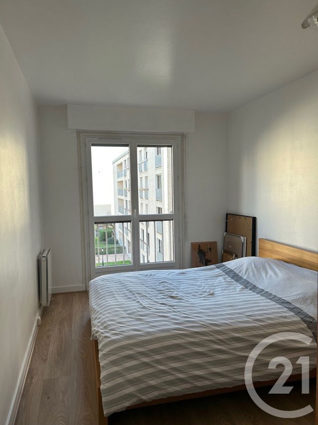 Appartement à louer - 2 pièces - 50.7 m2 - AVON - 77 - ILE-DE-FRANCE - Century 21 Agence Babut