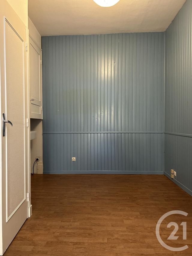 commerce à louer - 35.0 m2 - FONTAINEBLEAU - 77 - ILE-DE-FRANCE - Century 21 Agence Babut