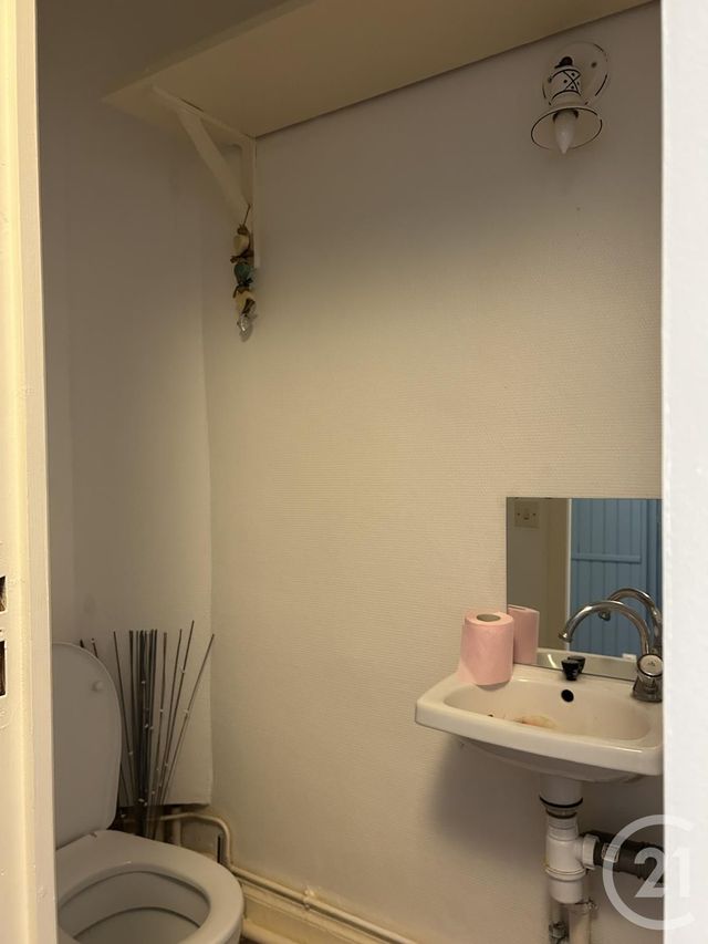 commerce à louer - 35.0 m2 - FONTAINEBLEAU - 77 - ILE-DE-FRANCE - Century 21 Agence Babut