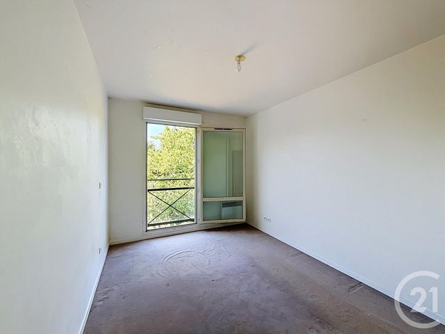 Appartement 3 pièces à vendre - 3 pièces - 54.53 m2 - AVON - 77 - ILE-DE-FRANCE - Century 21 Agence Babut