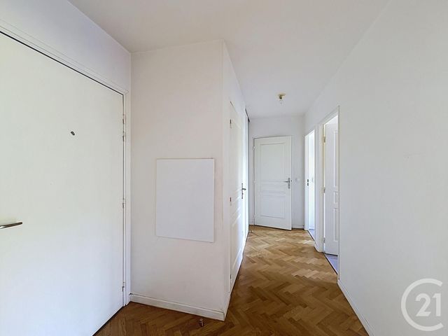 Appartement 3 pièces à vendre - 3 pièces - 54.53 m2 - AVON - 77 - ILE-DE-FRANCE - Century 21 Agence Babut