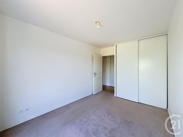 Appartement 3 pièces à vendre - 3 pièces - 54.53 m2 - AVON - 77 - ILE-DE-FRANCE - Century 21 Agence Babut