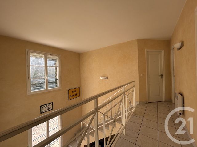 maison à vendre - 8 pièces - 185.0 m2 - VULAINES SUR SEINE - 77 - ILE-DE-FRANCE - Century 21 Agence Babut