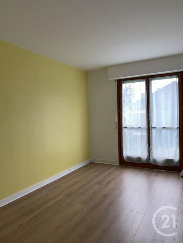 Appartement à louer - 3 pièces - 65.36 m2 - AVON - 77 - ILE-DE-FRANCE - Century 21 Agence Babut