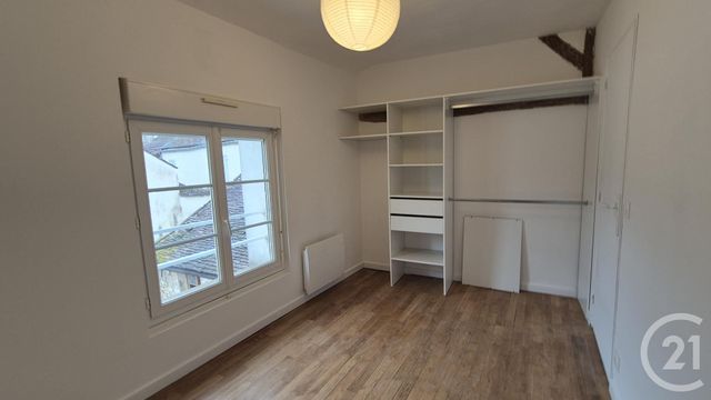 Appartement T2 à louer - 2 pièces - 34.72 m2 - AVON - 77 - ILE-DE-FRANCE - Century 21 Agence Babut