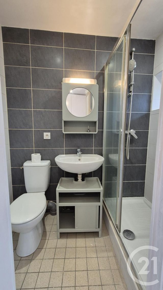 Appartement T2 à louer - 2 pièces - 34.72 m2 - AVON - 77 - ILE-DE-FRANCE - Century 21 Agence Babut