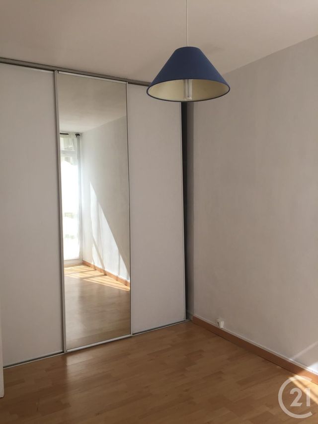 Appartement à louer - 3 pièces - 60.02 m2 - AVON - 77 - ILE-DE-FRANCE - Century 21 Agence Babut