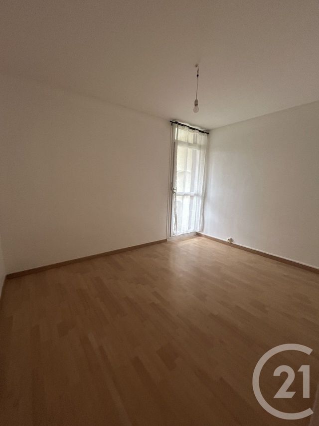 Appartement à louer - 3 pièces - 60.02 m2 - AVON - 77 - ILE-DE-FRANCE - Century 21 Agence Babut