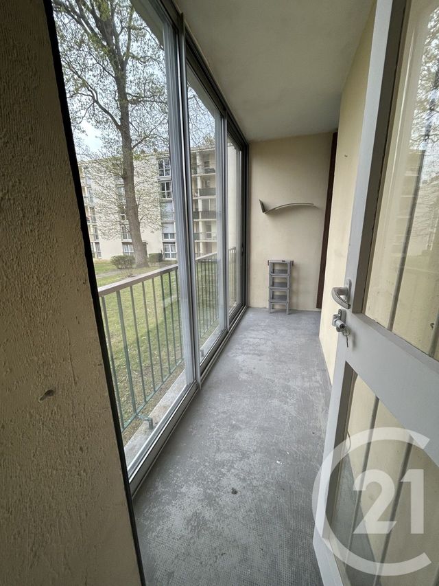 Appartement à louer - 3 pièces - 60.02 m2 - AVON - 77 - ILE-DE-FRANCE - Century 21 Agence Babut