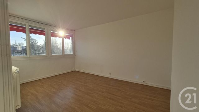 Appartement à louer - 2 pièces - 42.12 m2 - FONTAINEBLEAU - 77 - ILE-DE-FRANCE - Century 21 Agence Babut