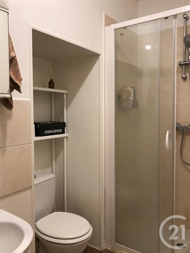 Appartement Studio à louer - 1 pièce - 32.85 m2 - FONTAINEBLEAU - 77 - ILE-DE-FRANCE - Century 21 Agence Babut