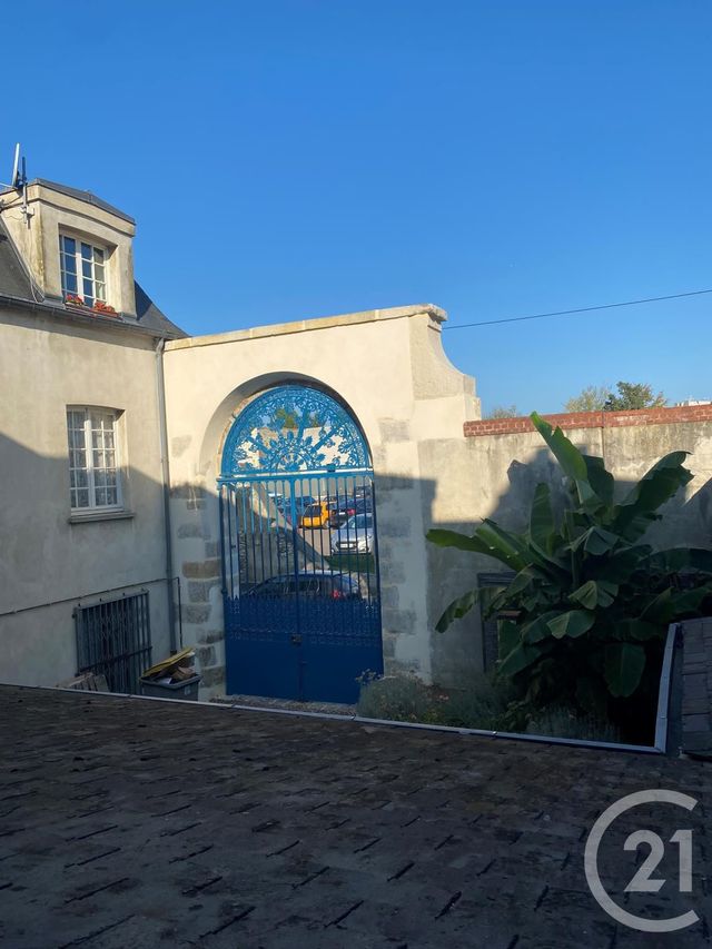 Appartement Studio à louer - 1 pièce - 19.35 m2 - FONTAINEBLEAU - 77 - ILE-DE-FRANCE - Century 21 Agence Babut