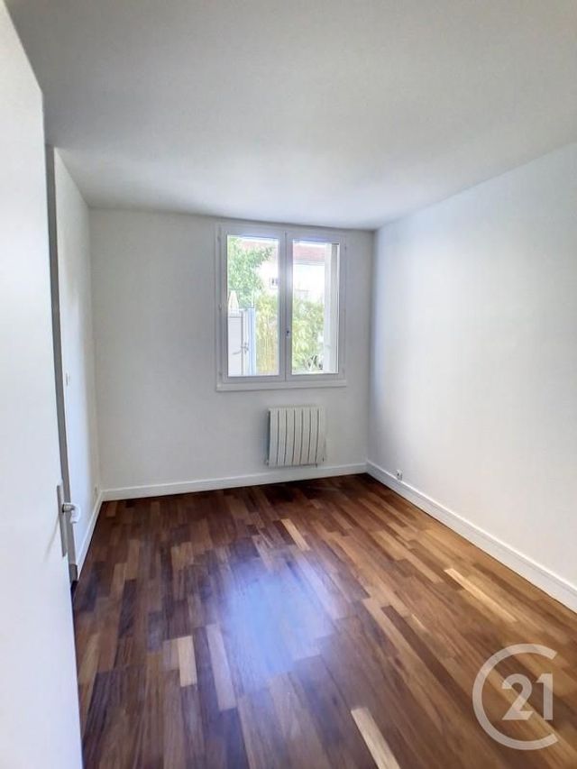 Appartement à vendre - 2 pièces - 55.27 m2 - FONTAINEBLEAU - 77 - ILE-DE-FRANCE - Century 21 Agence Babut