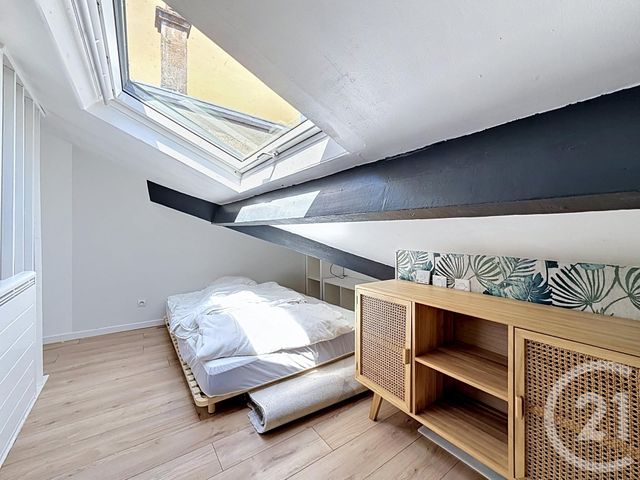 Appartement 2 pièces à vendre - 2 pièces - 17.02 m2 - FONTAINEBLEAU - 77 - ILE-DE-FRANCE - Century 21 Agence Babut