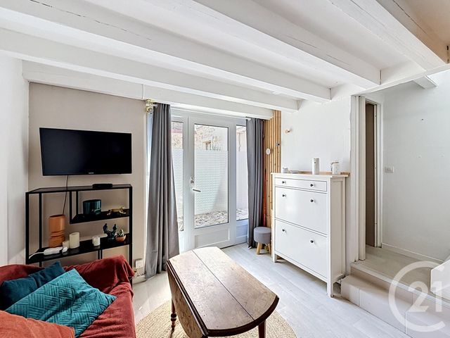 Appartement 2 pièces à vendre - 2 pièces - 17.02 m2 - FONTAINEBLEAU - 77 - ILE-DE-FRANCE - Century 21 Agence Babut