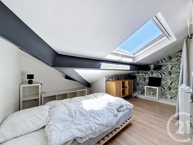 Appartement 2 pièces à vendre - 2 pièces - 17.02 m2 - FONTAINEBLEAU - 77 - ILE-DE-FRANCE - Century 21 Agence Babut