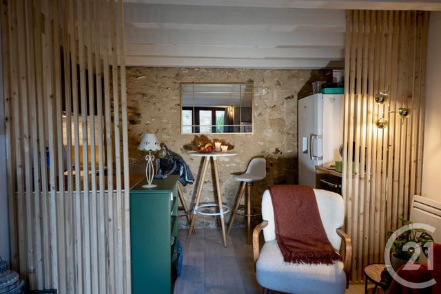 Appartement à vendre - 2 pièces - 17.02 m2 - FONTAINEBLEAU - 77 - ILE-DE-FRANCE - Century 21 Agence Babut