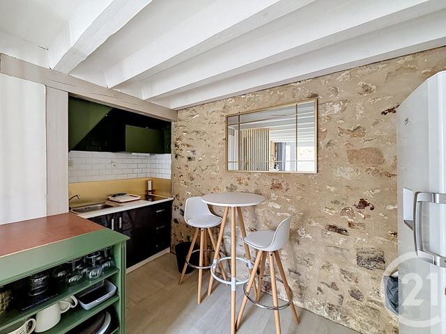 Appartement 2 pièces à vendre - 2 pièces - 17.02 m2 - FONTAINEBLEAU - 77 - ILE-DE-FRANCE - Century 21 Agence Babut
