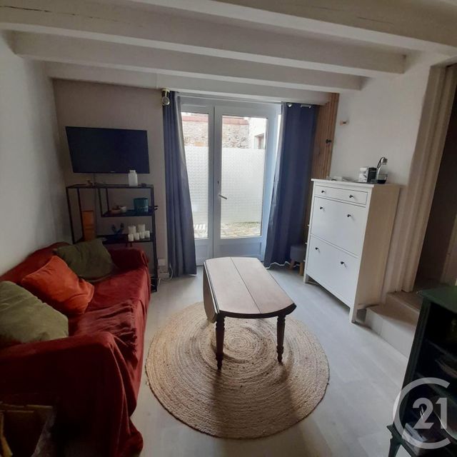 Appartement à vendre - 2 pièces - 17.02 m2 - FONTAINEBLEAU - 77 - ILE-DE-FRANCE - Century 21 Agence Babut