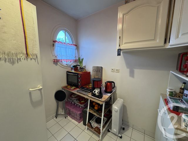Appartement à vendre - 2 pièces - 52.0 m2 - AVON - 77 - ILE-DE-FRANCE - Century 21 Agence Babut