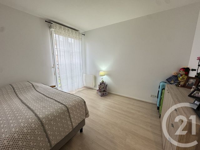 Appartement à vendre - 2 pièces - 52.0 m2 - AVON - 77 - ILE-DE-FRANCE - Century 21 Agence Babut