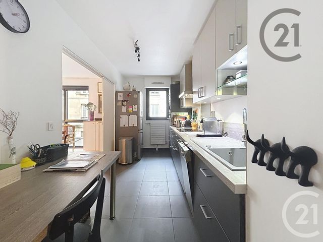 Appartement à vendre - 3 pièces - 81.09 m2 - FONTAINEBLEAU - 77 - ILE-DE-FRANCE - Century 21 Agence Babut
