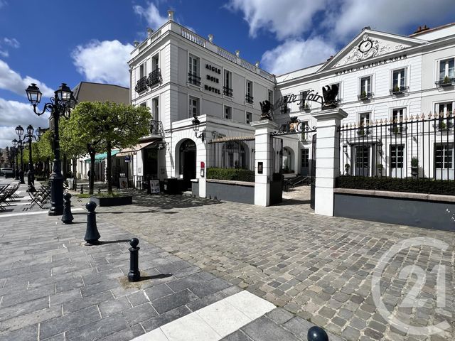 Appartement à vendre - 3 pièces - 81.09 m2 - FONTAINEBLEAU - 77 - ILE-DE-FRANCE - Century 21 Agence Babut