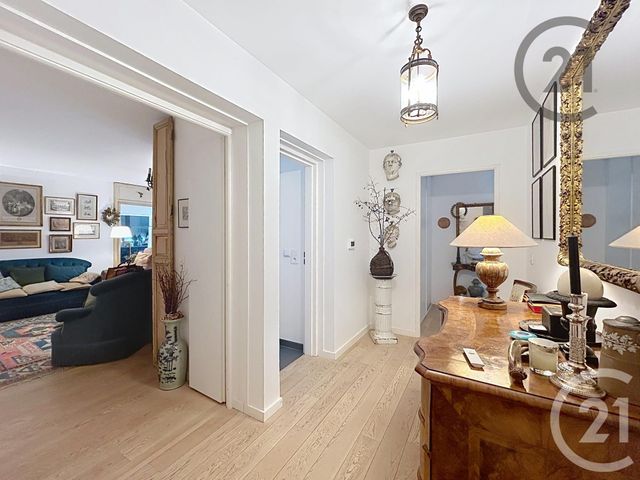 Appartement à vendre - 3 pièces - 81.09 m2 - FONTAINEBLEAU - 77 - ILE-DE-FRANCE - Century 21 Agence Babut