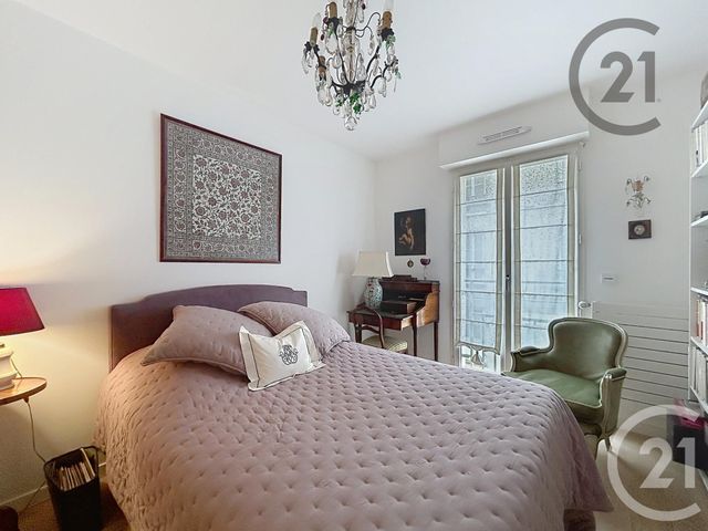 Appartement à vendre - 3 pièces - 81.09 m2 - FONTAINEBLEAU - 77 - ILE-DE-FRANCE - Century 21 Agence Babut