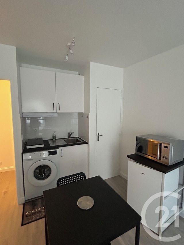 Appartement Studio à louer - 1 pièce - 24.29 m2 - AVON - 77 - ILE-DE-FRANCE - Century 21 Agence Babut