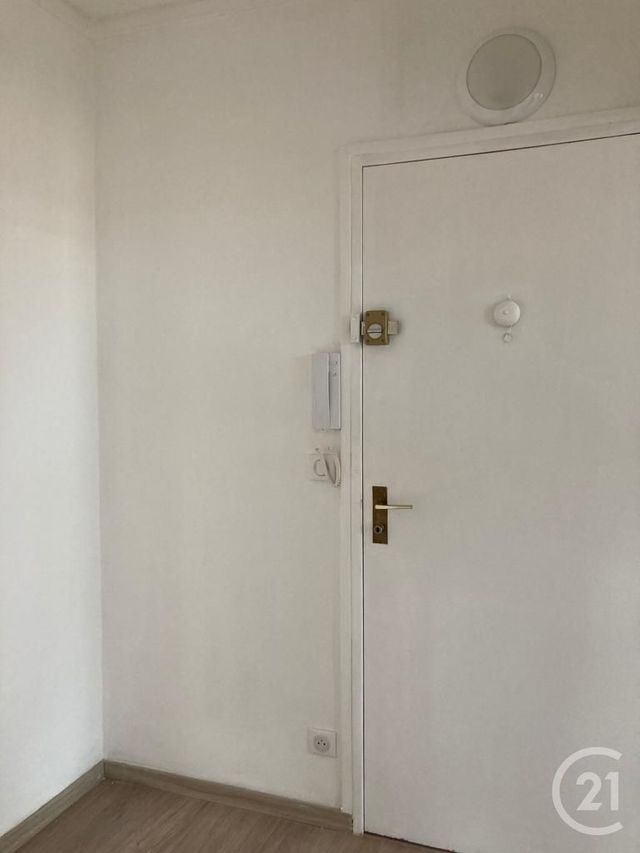 Appartement à louer - 3 pièces - 63.35 m2 - AVON - 77 - ILE-DE-FRANCE - Century 21 Agence Babut